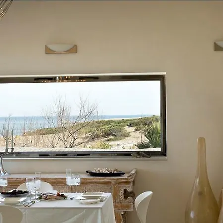فيلة On The Beach روزا مارينا
