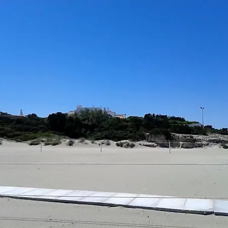 فيلة On The Beach روزا مارينا
